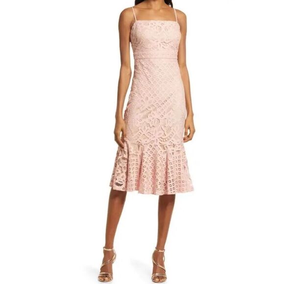 Lulus Dresses & Skirts - Lulu’s Unlimited Love Lace Trumpet Midi Dress Dusty Pink Wedding Europe Size XL